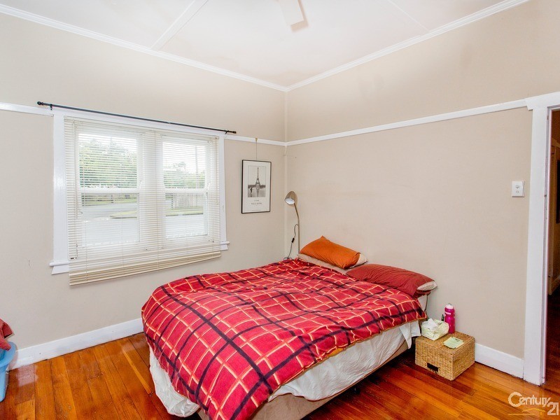 47 Gulliver Street, Hamilton NSW 2303