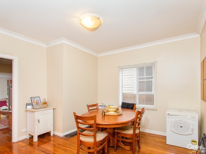 47 Gulliver Street, Hamilton NSW 2303