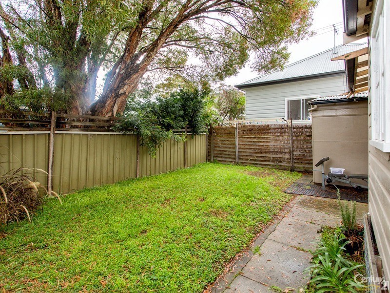 47 Gulliver Street, Hamilton NSW 2303