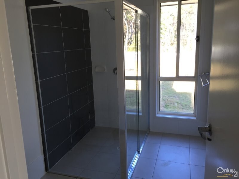 22 Manlius Drive, Cameron Park NSW 2285