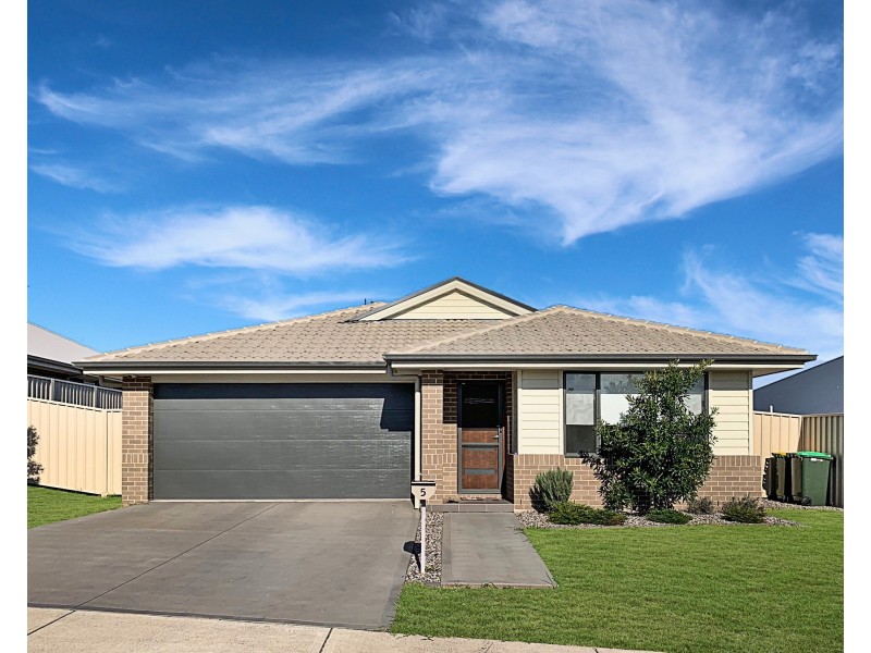 5 Harrow Street, Thornton NSW 2322