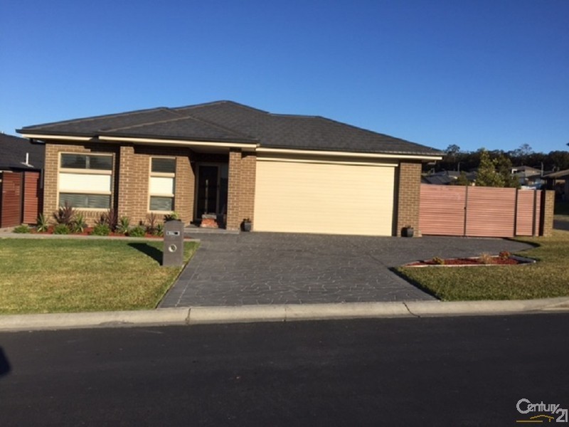 22 Bimbimie Street, Fletcher NSW 2287