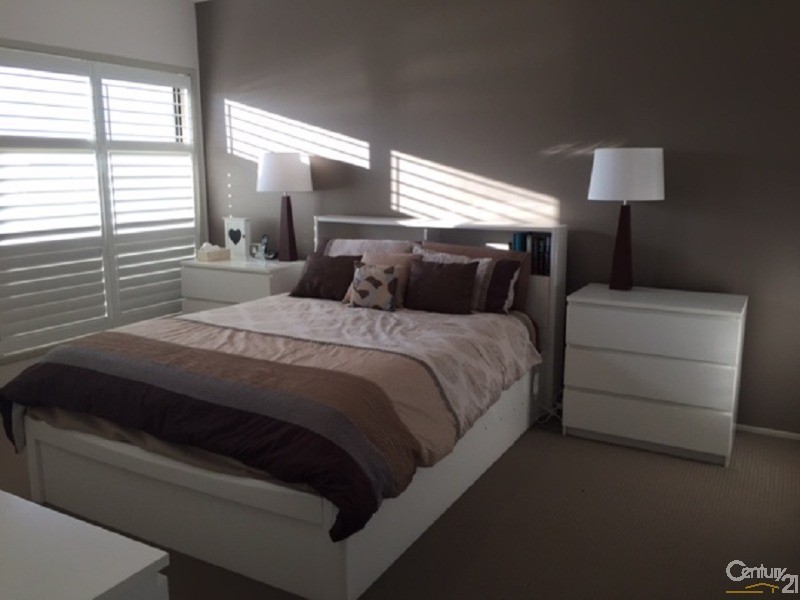 22 Bimbimie Street, Fletcher NSW 2287