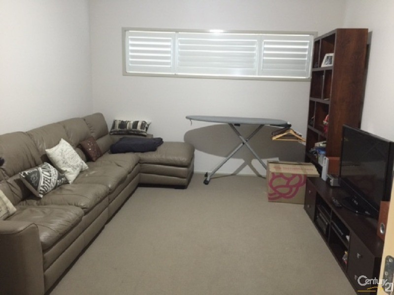 22 Bimbimie Street, Fletcher NSW 2287