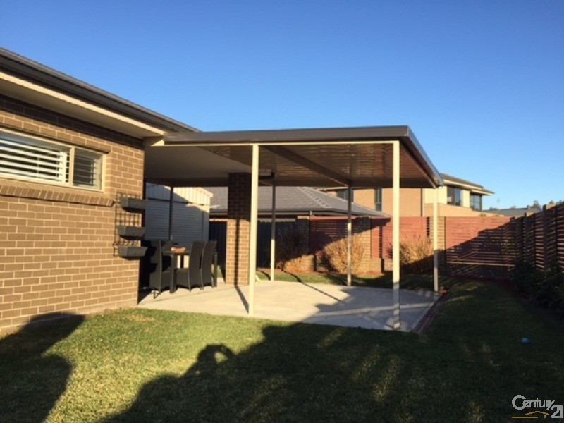 22 Bimbimie Street, Fletcher NSW 2287