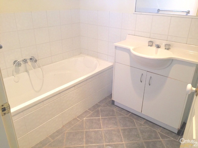 2/25 Bulkara Street, Wallsend NSW 2287