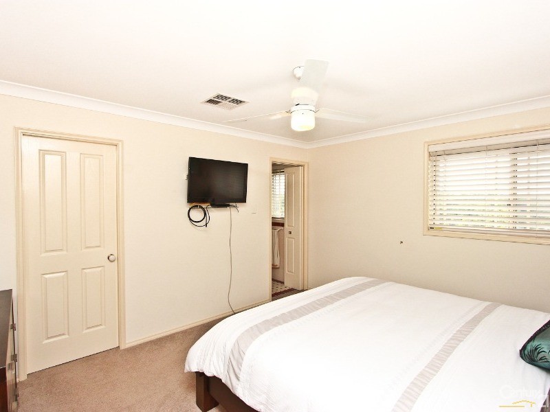 80 Wyndham Way, Eleebana NSW 2282