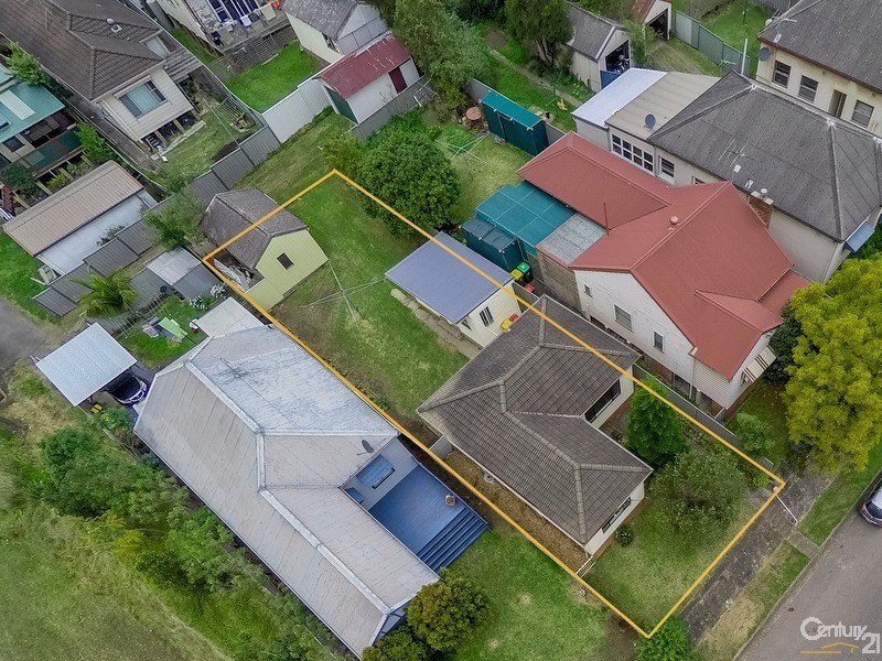 113 Woodstock Street, Mayfield NSW 2304