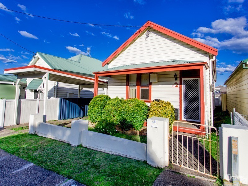 31 Gosford Road, Broadmeadow NSW 2292