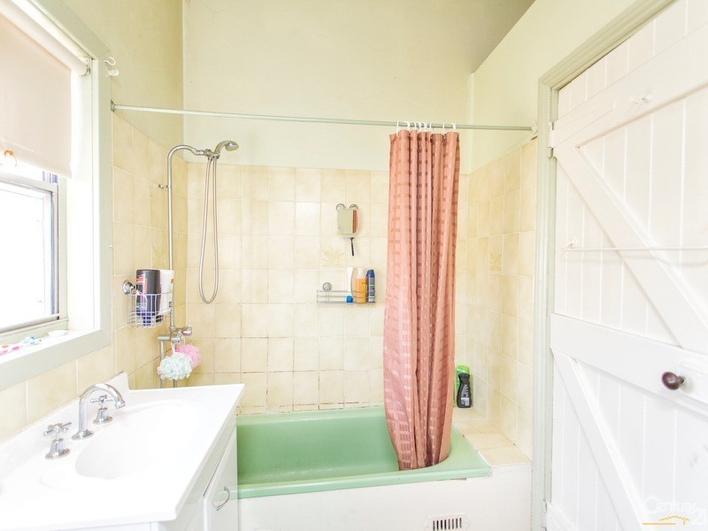 31 Gosford Road, Broadmeadow NSW 2292