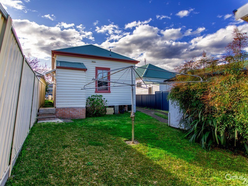 31 Gosford Road, Broadmeadow NSW 2292