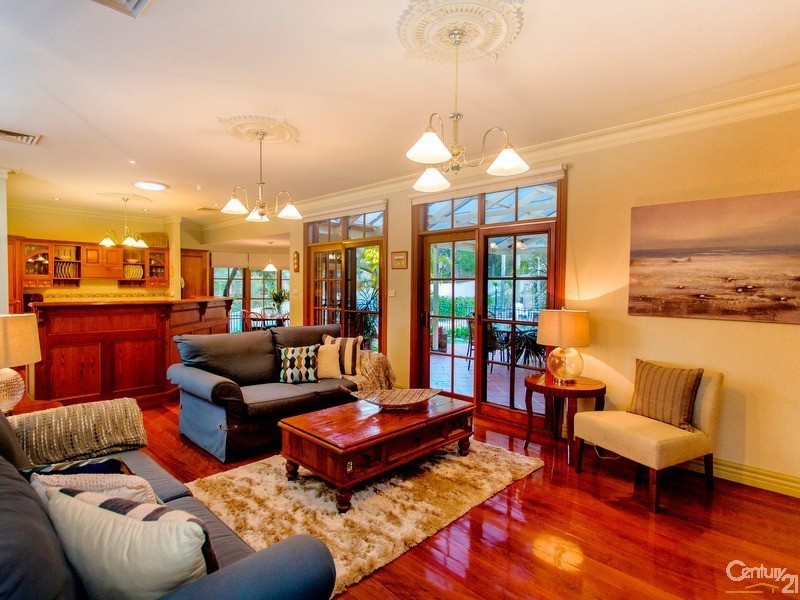 15 Boambee Close, Wallsend NSW 2287