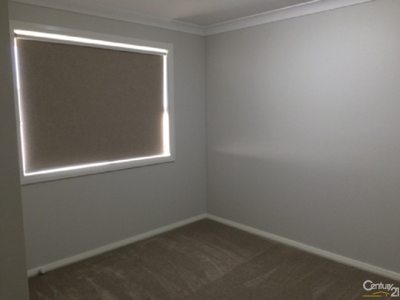 61 Adeline Crescent, Fletcher NSW 2287