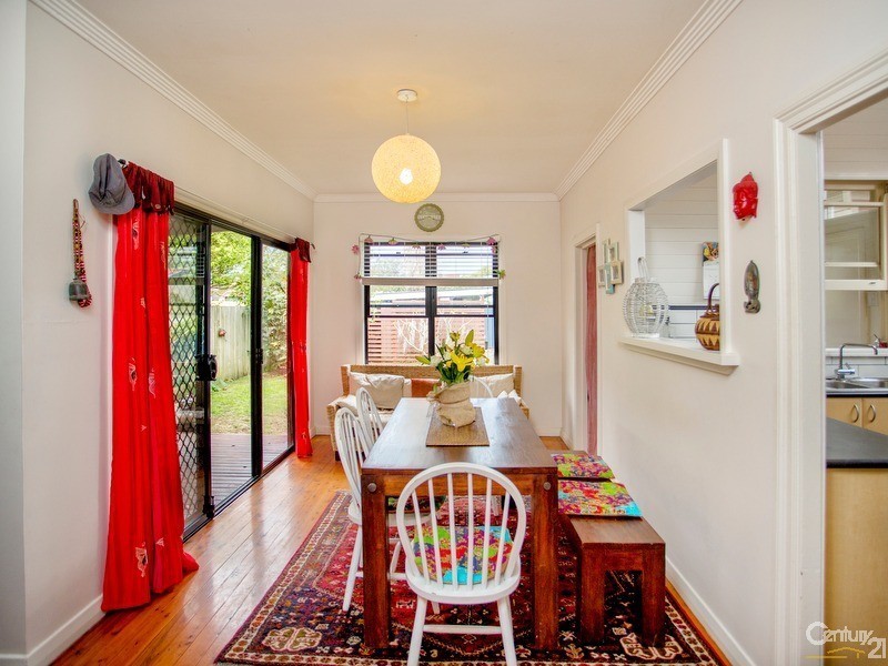 40 Mitchell Street, Stockton NSW 2295