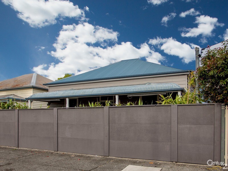 40 Mitchell Street, Stockton NSW 2295