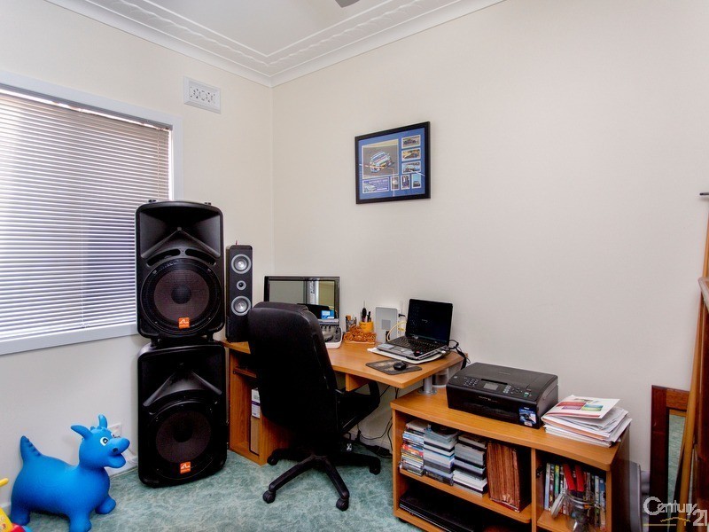 77 Lachlan Road, Cardiff NSW 2285