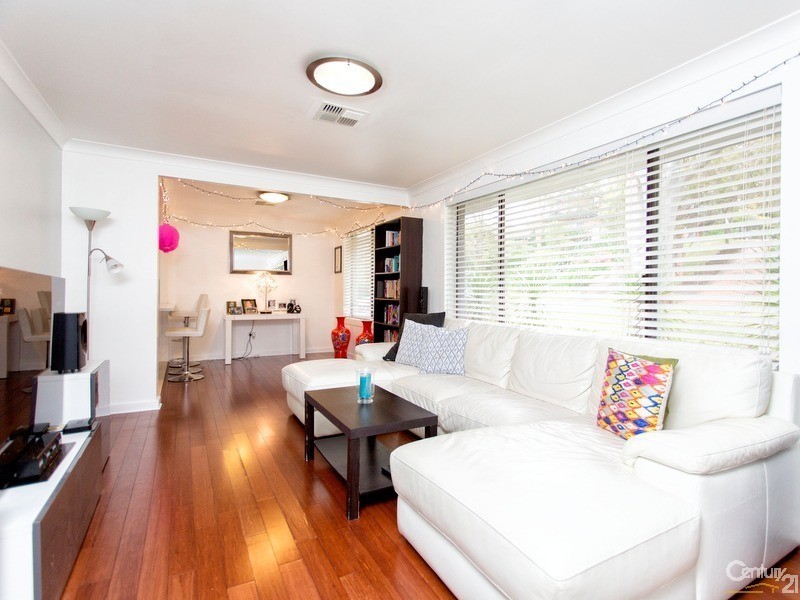 10 Holly Circuit, New Lambton Heights NSW 2305