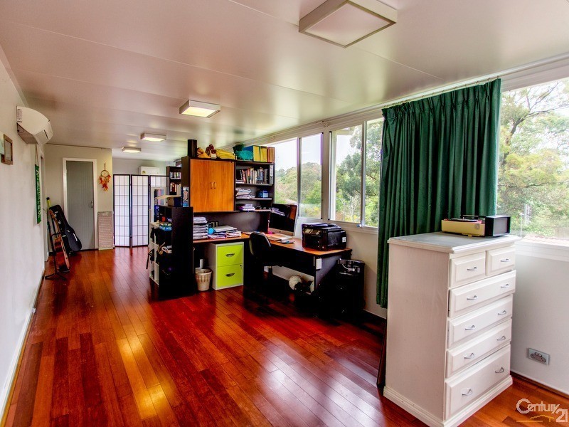 10 Holly Circuit, New Lambton Heights NSW 2305