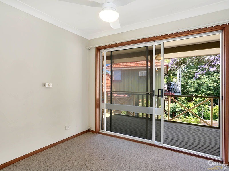 5 Paroo Avenue, Eleebana NSW 2282