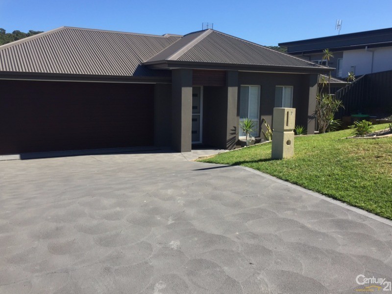 7 Yarborough Road, Cameron Park NSW 2285