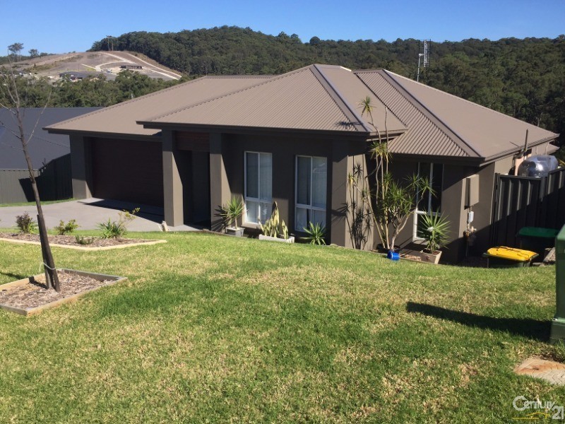 7 Yarborough Road, Cameron Park NSW 2285