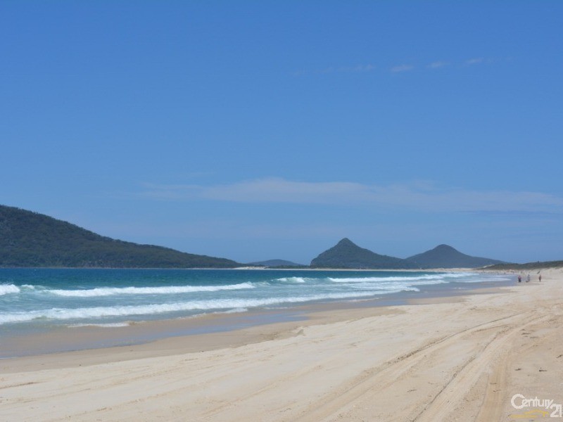 3 Windward Circuit, Tea Gardens NSW 2324