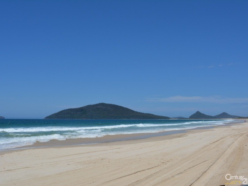 3 Windward Circuit, Tea Gardens NSW 2324