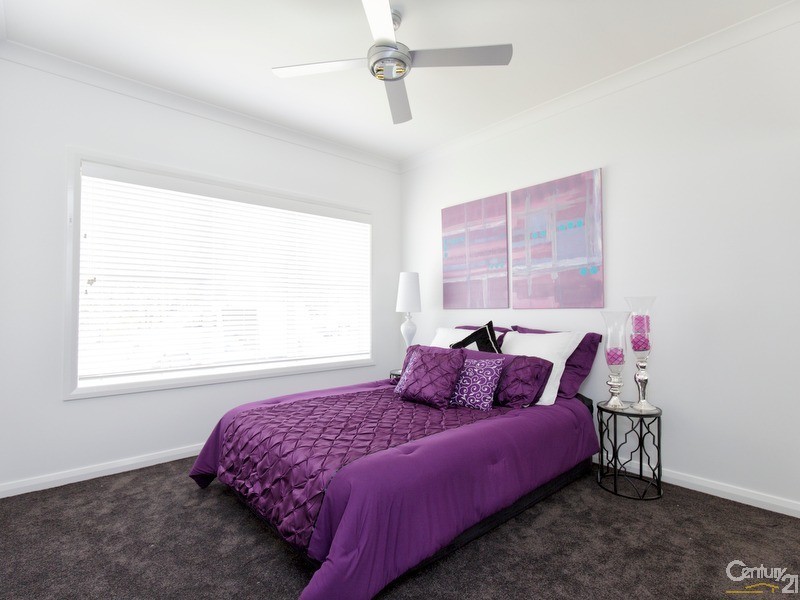 2 Dunsyre Avenue, Cameron Park NSW 2285