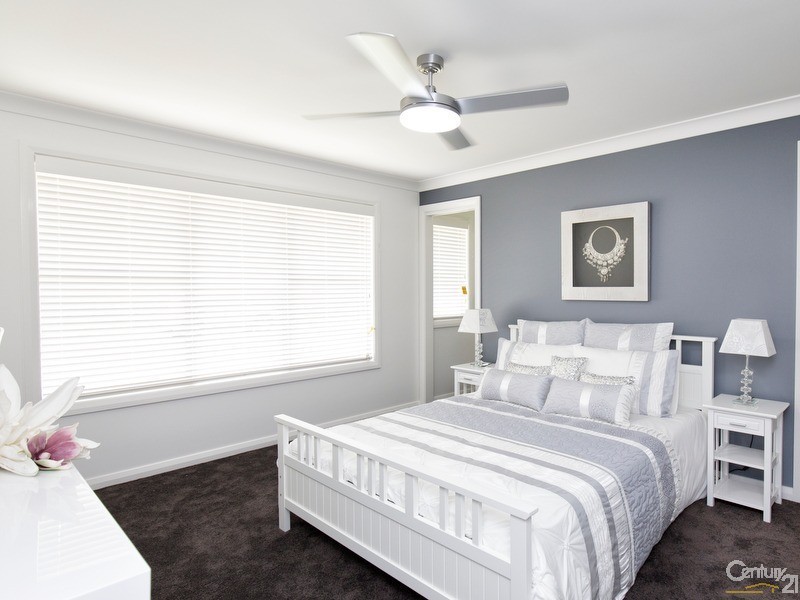 2 Dunsyre Avenue, Cameron Park NSW 2285