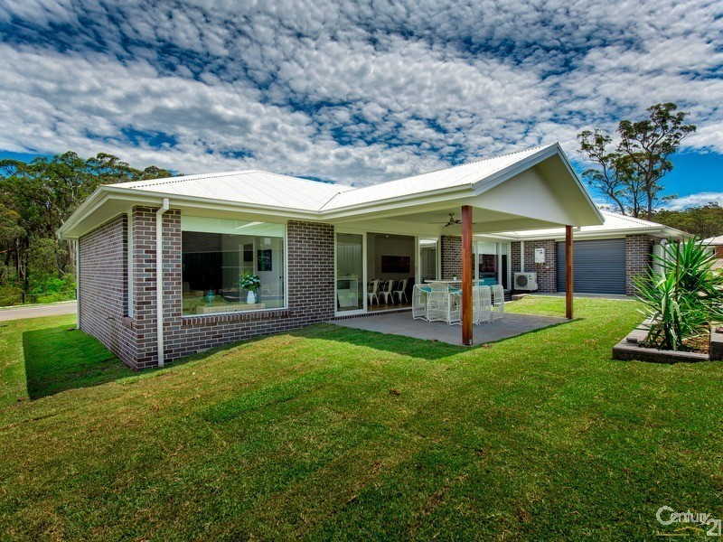 2 Dunsyre Avenue, Cameron Park NSW 2285