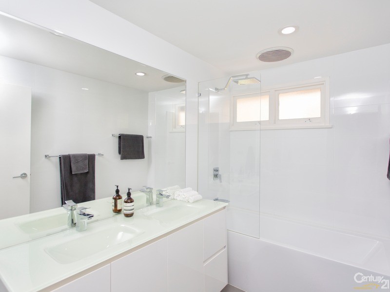 81 Henry Street, Merewether NSW 2291