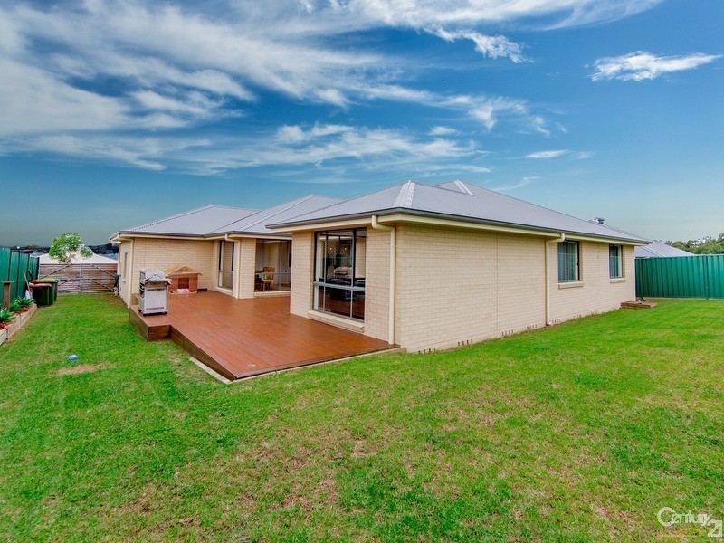 16 Oregon Avenue, Fletcher NSW 2287