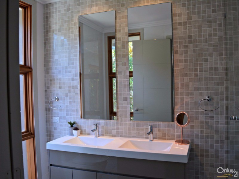 17 Whitetip Street, Chisholm NSW 2322