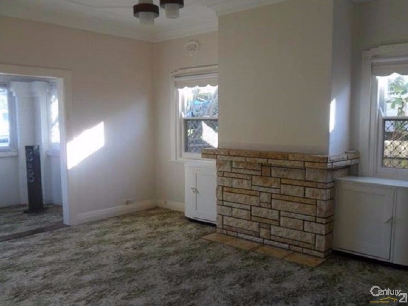 32 Ella Street, Adamstown NSW 2289