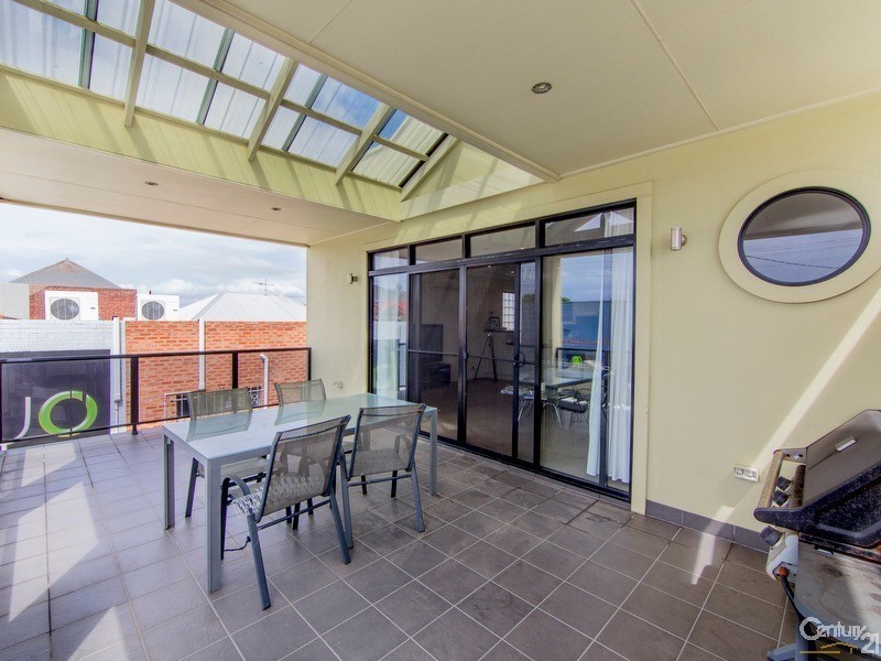 61A Mitchell Street, Stockton NSW 2295