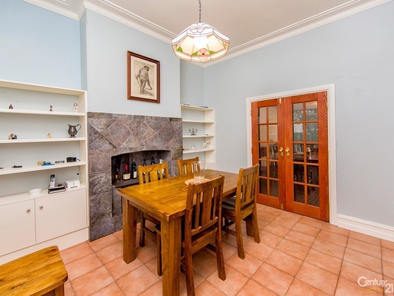 12 Samdon Street, Hamilton NSW 2303