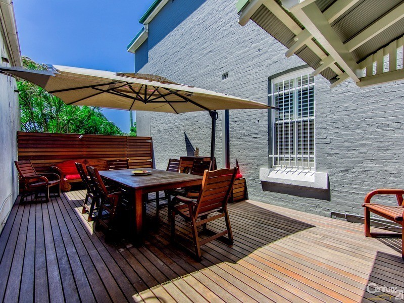12 Samdon Street, Hamilton NSW 2303