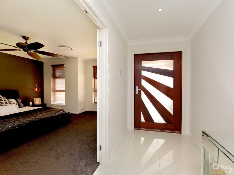 6 Sophie Close, Cameron Park NSW 2285