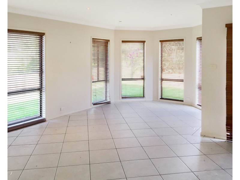 1 Loch Ness Drive, Fletcher NSW 2287