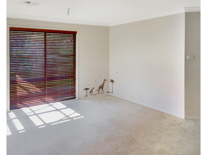 1 Loch Ness Drive, Fletcher NSW 2287