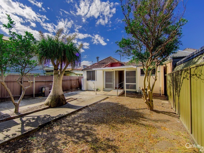 9 Buchanan Street, Hamilton NSW 2303