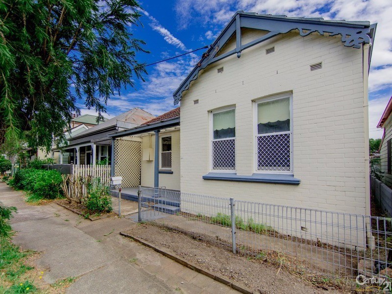 9 Buchanan Street, Hamilton NSW 2303
