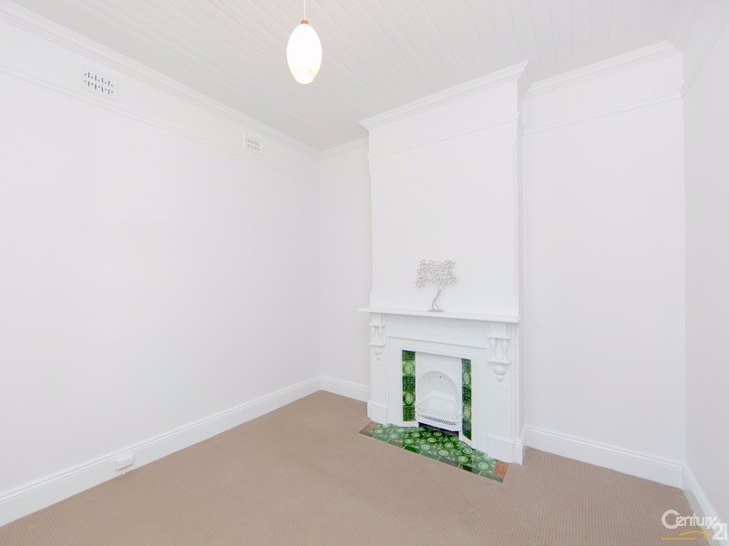 9 Buchanan Street, Hamilton NSW 2303