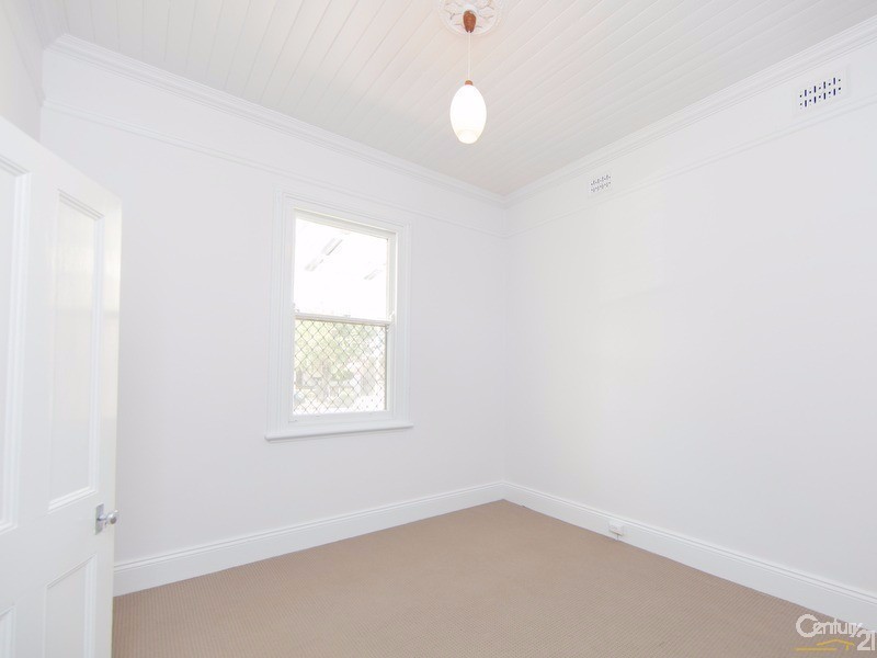 9 Buchanan Street, Hamilton NSW 2303