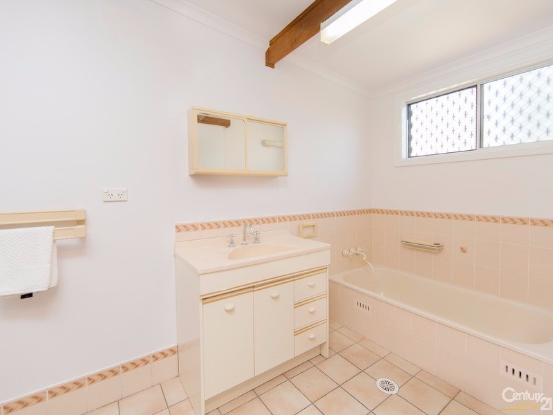 9 Buchanan Street, Hamilton NSW 2303