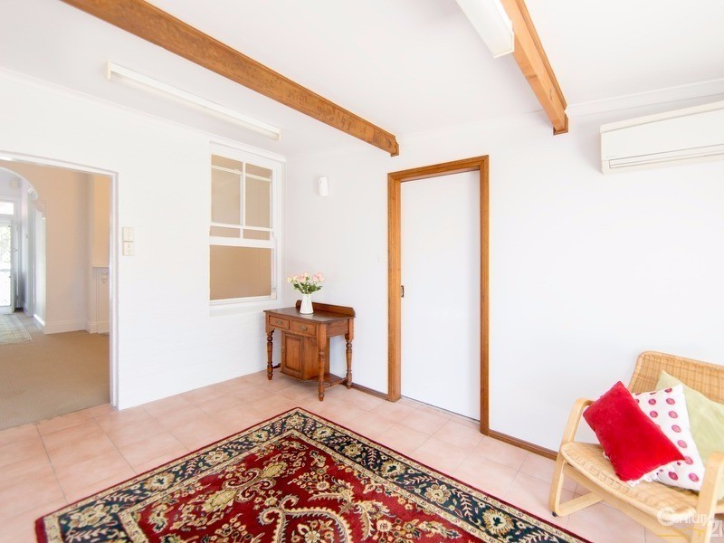 9 Buchanan Street, Hamilton NSW 2303