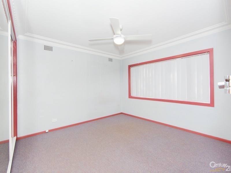 53 University Drive, Waratah West NSW 2298