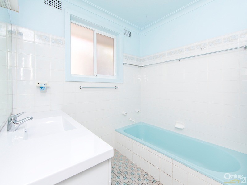 53 University Drive, Waratah West NSW 2298