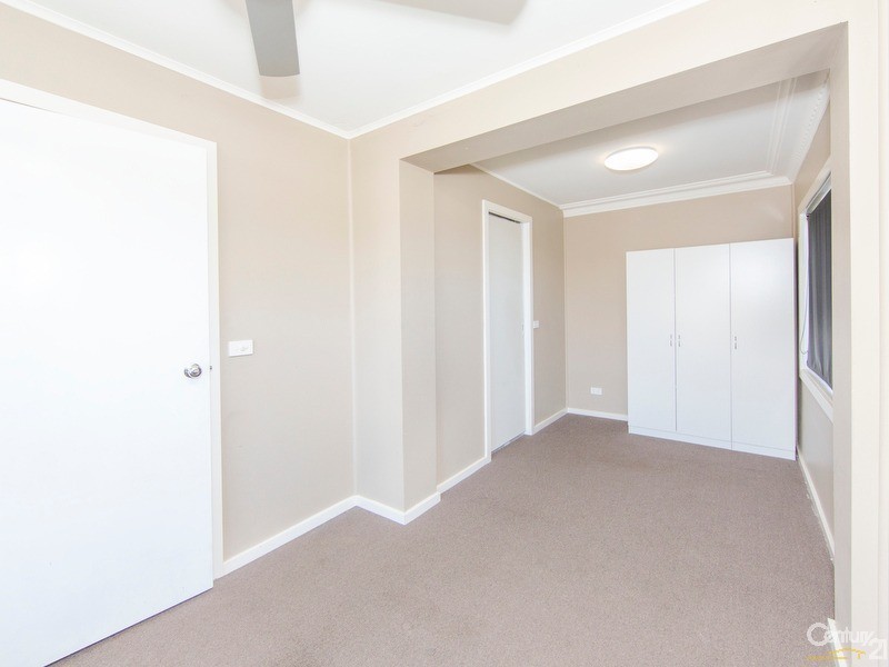 53 University Drive, Waratah West NSW 2298