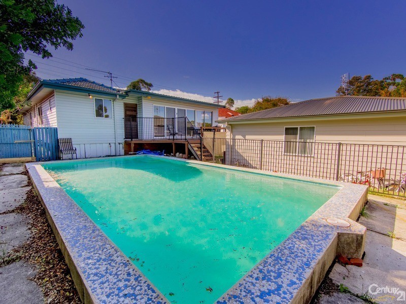 53 University Drive, Waratah West NSW 2298